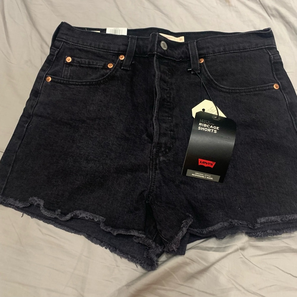 Levi's ribcage black shorts - size 31 - NWT